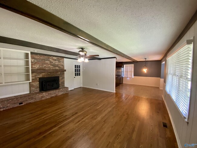 Foto del edificio - 2125 Penhall Dr NE