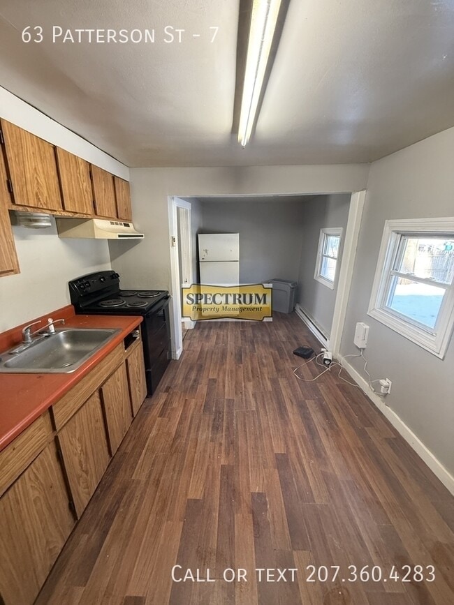 Building Photo - 63 Patterson St