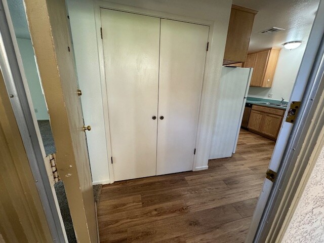 Building Photo - 5525 Capistrano Ave