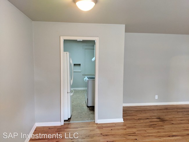 Building Photo - 4 br, 2 bath House - 2285 Hanover St