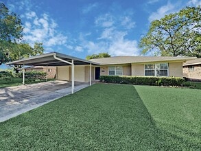 Building Photo - 2705 Coy Dr
