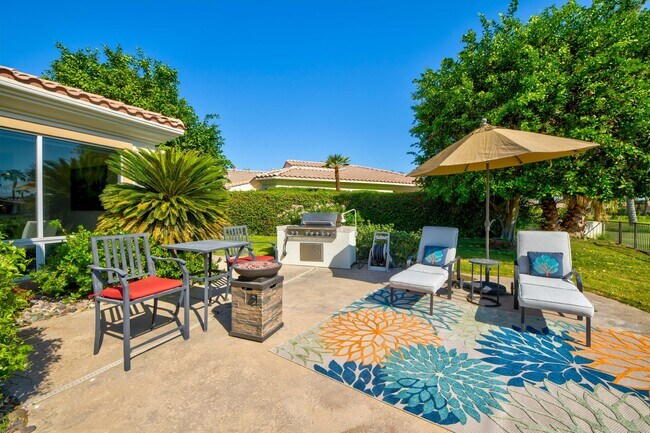 Foto del edificio - 50500 Cypress Point Dr