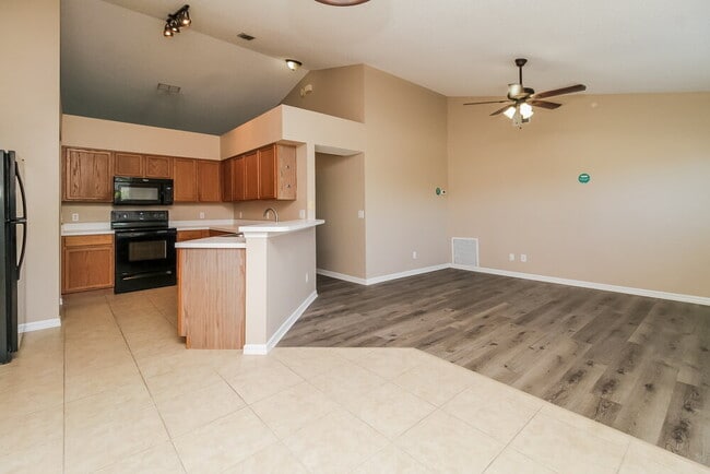 Building Photo - 13803 Riverpath Grove Dr