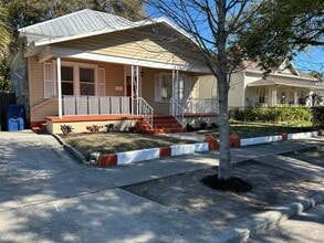 Building Photo - 1212 E 18th Ave