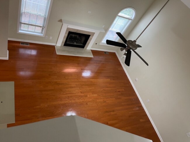 Building Photo - 144 Stoneforest Dr