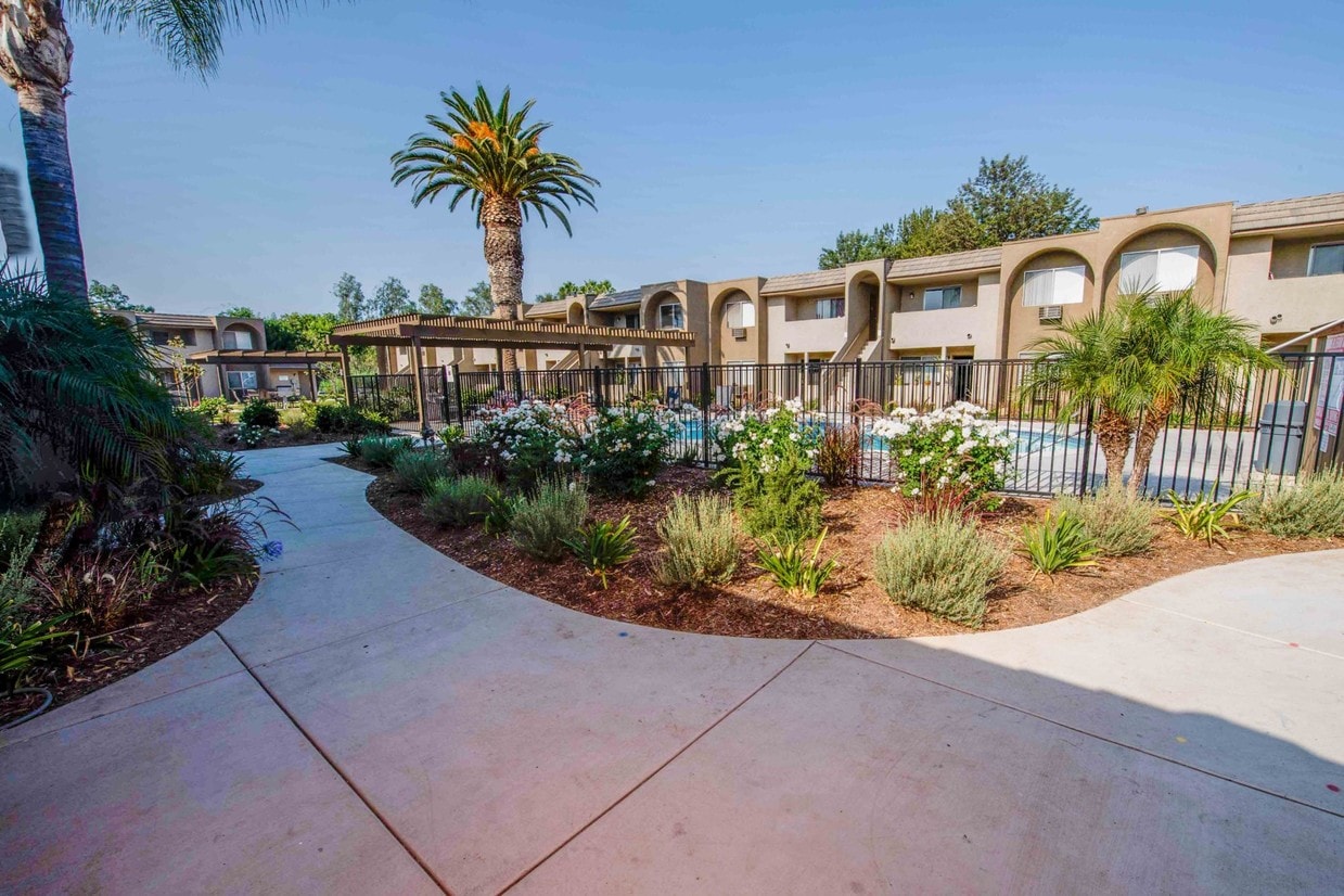 Oak Creek Apartments Apartments Poway, CA