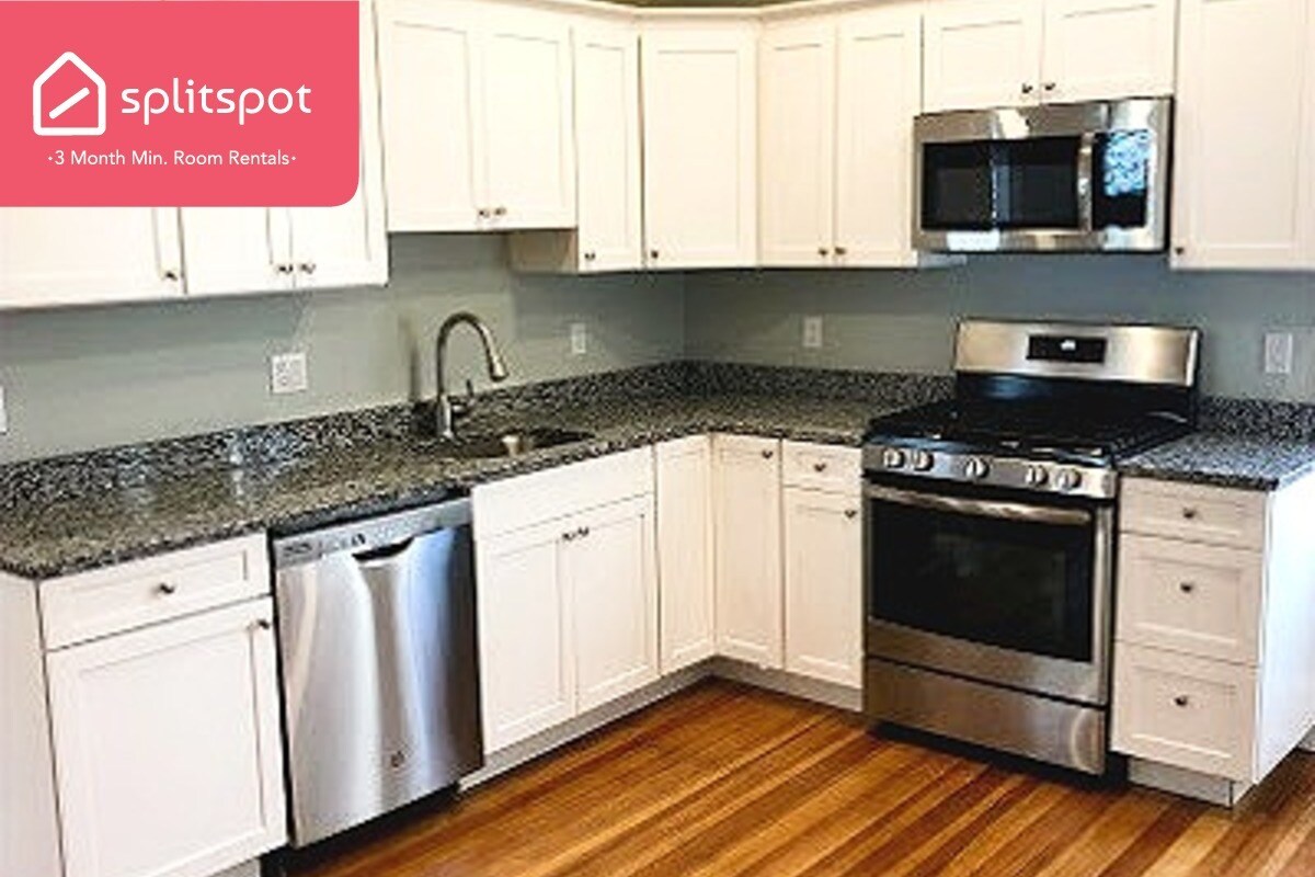 Primary Photo - Private room in 3 bedroom Boston Apartment...