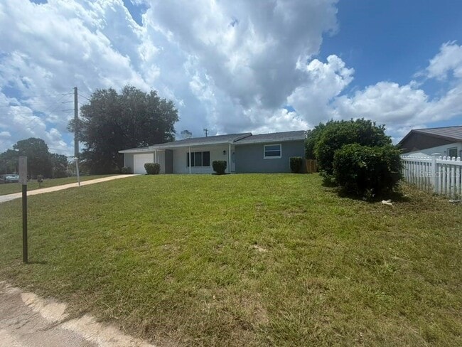 Building Photo - 1822 Banyan Tree Dr