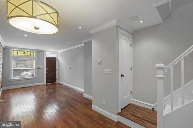 Foto del edificio - 832 S Milton Ave
