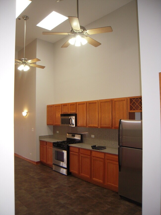 Foto del edificio - 16649 Oak Park Ave