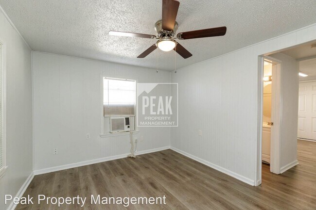 Foto del edificio - 2 br, 1 bath House - 3645 Eastern St