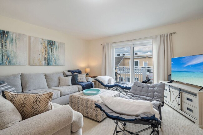 Foto del edificio - 128 Ashworth Ave