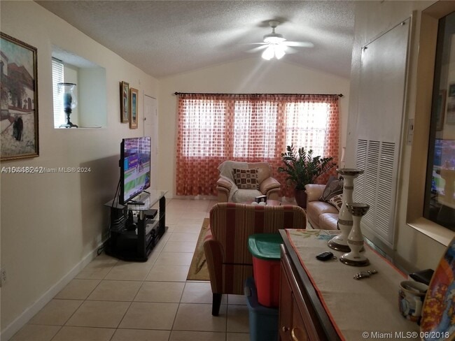 Building Photo - 15591 SW 105th Terrace