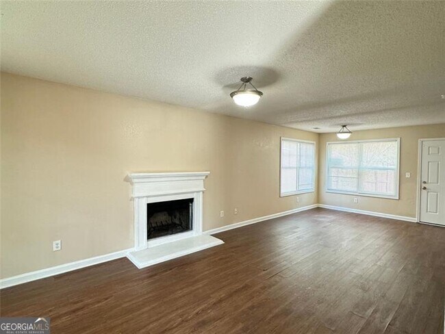Building Photo - 3795 Cypress Pointe Dr