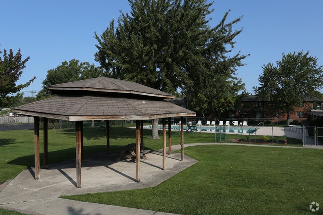 Building Photo - Garden Village