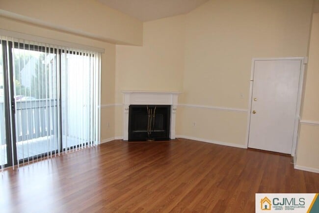 Building Photo - 9006 Tamarron Dr