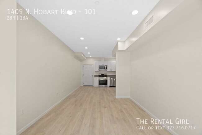 Foto del edificio - 1st Floor Hollywood Chic 2BR/ 2BA Open-Con...