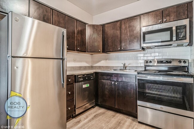 Foto del edificio - 115 N Kenilworth Ave