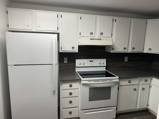 Photo - 3164 Central Ave Townhome