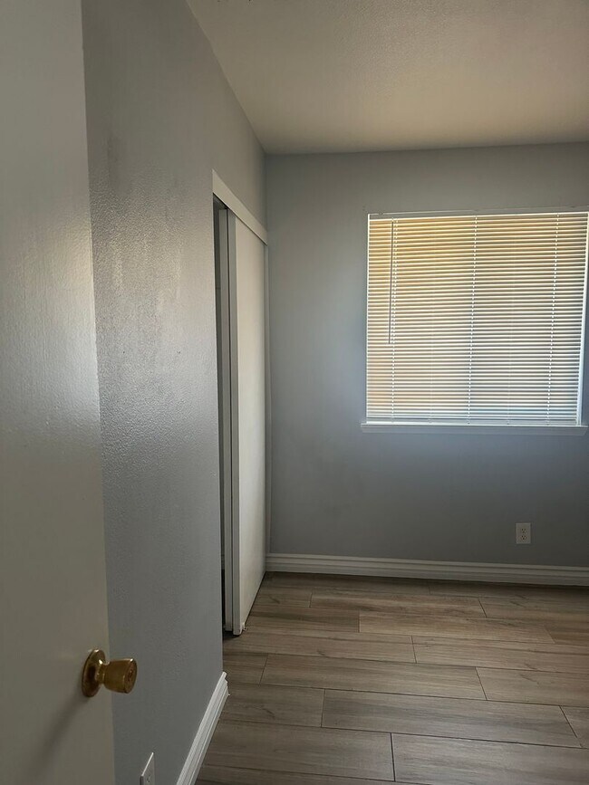 Foto del edificio - Family Home on Shandin Road