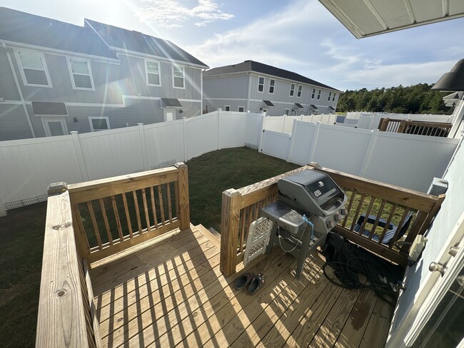 Building Photo - 9491 Nature Creek Cir