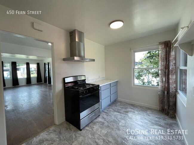 Foto del edificio - 450 Fern St