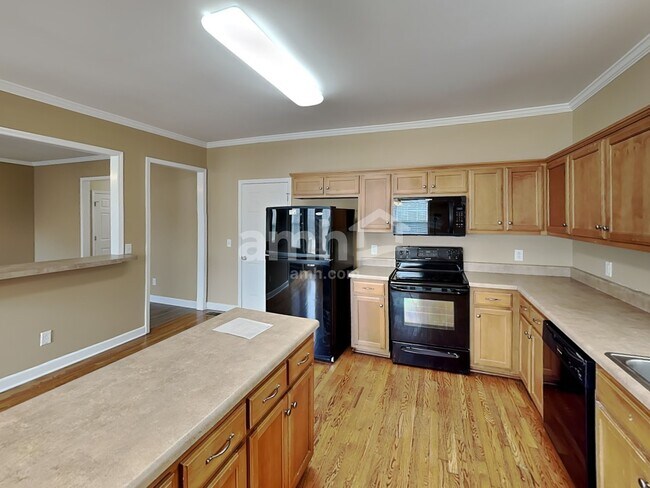 Building Photo - 1175 Cynthia Ln