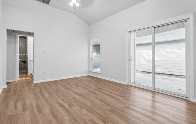 Foto del edificio - 11938 Westwold Dr