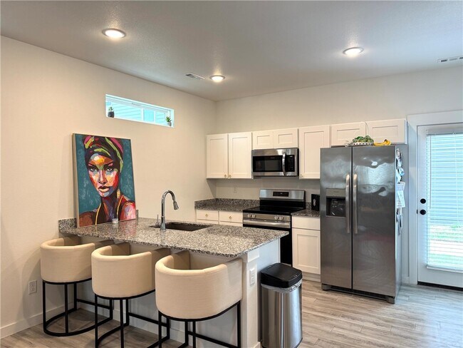 Foto del edificio - 821 Massachusetts Ave