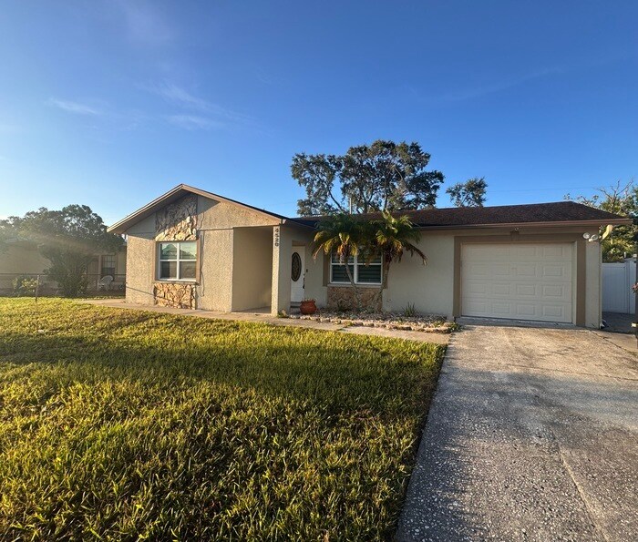 Photo - 4520 W Paris St (Tampa, FL)