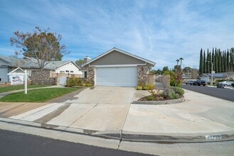 Building Photo - 22735 Norton Dr