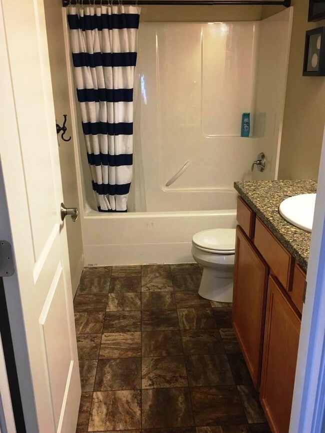 Foto del edificio - 4149 Stonecrest Ln