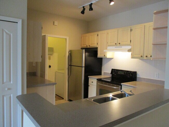 Building Photo - Beautiful 3BR/2BA Visconti Condo in Maitland!