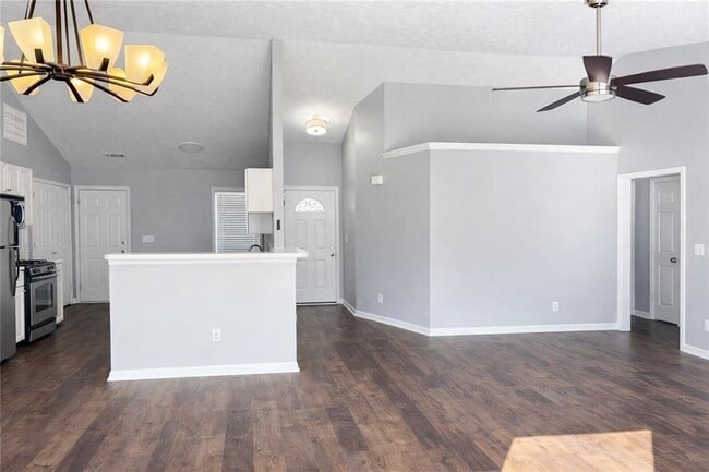 Foto del edificio - 2140 Racquet Club Cir NW