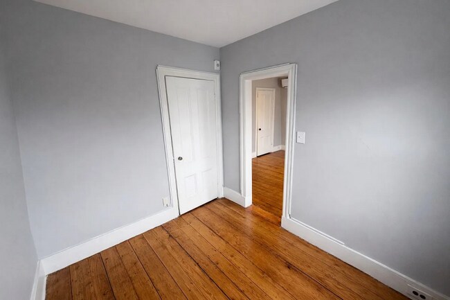 2# Dormitorio/oficina - 109 Eutaw St