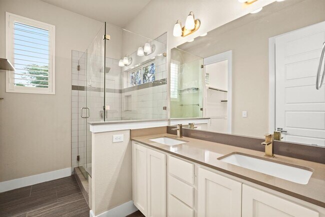 Building Photo - 1007 Morrow St