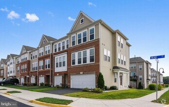 Building Photo - 21782 Mears Terrace