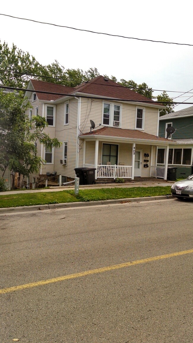 Building Photo - 405 S Page St