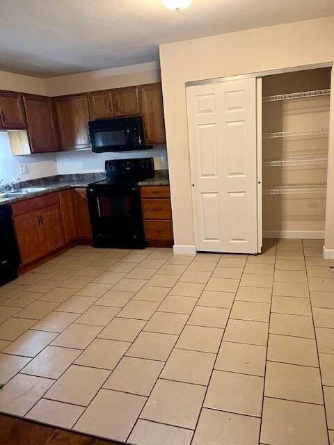 Foto del edificio - 1352 Franklin Ave