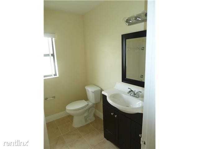 Building Photo - 3 br, 2 bath House - 10984 NW 30th Pl # 0