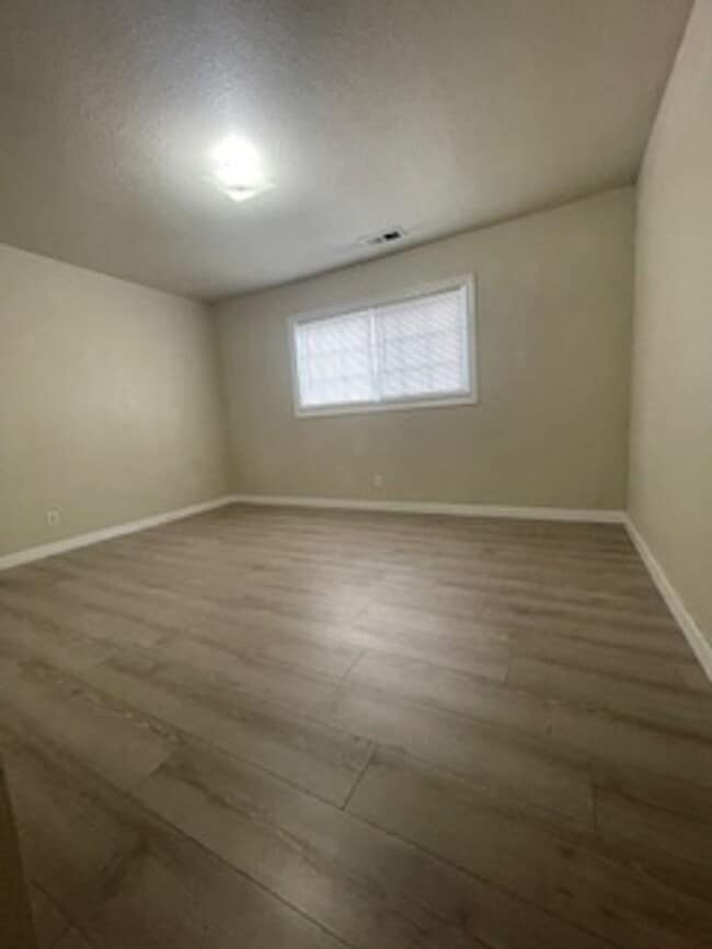 Building Photo - Rental - Available Now
