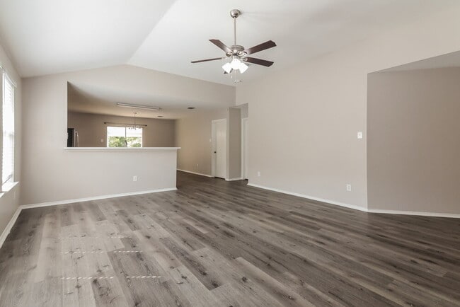 Foto del edificio - 1410 Post Oak Trail