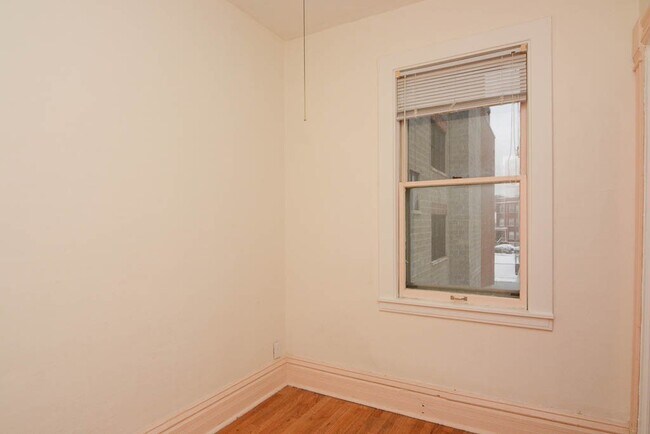 Foto del edificio - 3426 N Lincoln Ave