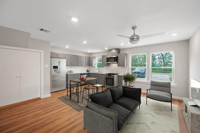 Building Photo - 8011 Caddo Rd