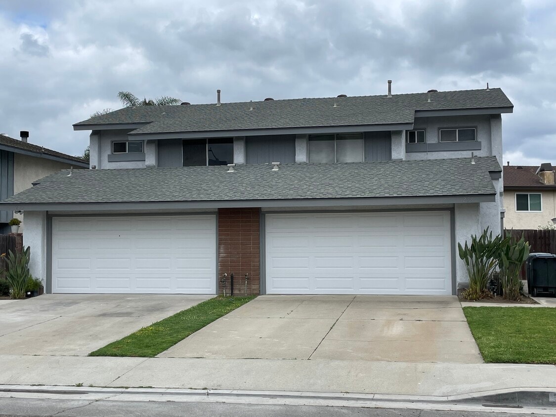 240 S Foley Pl, Orange, CA 92868 Townhome Rentals in Orange CA