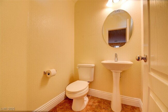 Foto del edificio - 10739 Manchester Park Dr