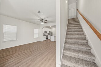 Building Photo - 708 W Dallas St