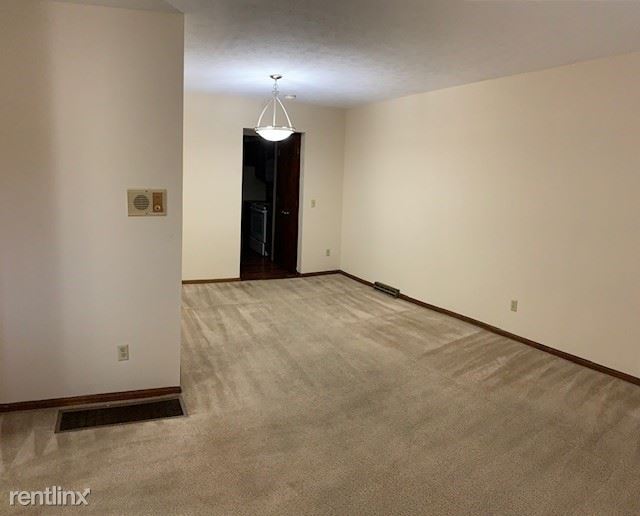 Foto del edificio - 4539 Sandringham Dr