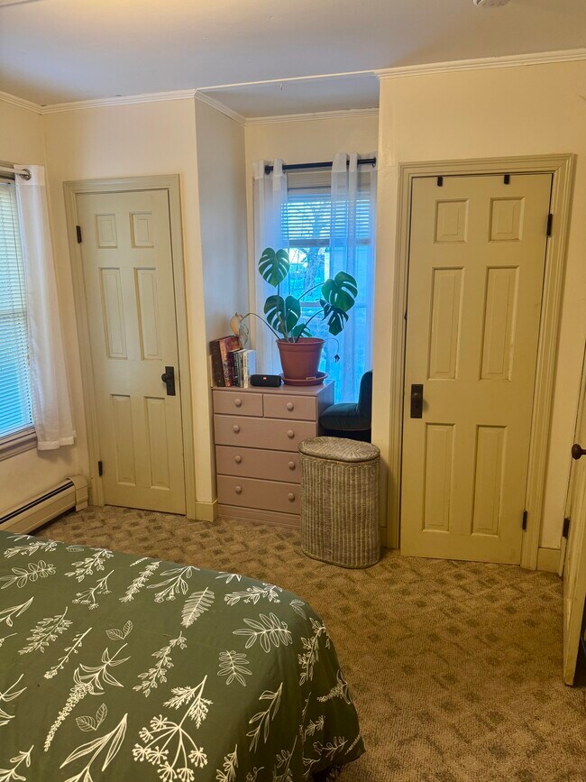 Foto del edificio - 51 N Main St