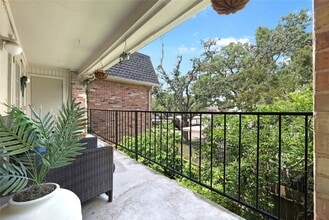 Building Photo - 1601 S Shepherd Dr